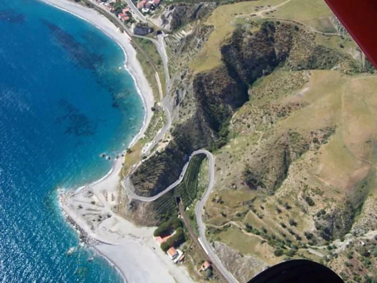 Вилла La Grecita E Il Mare Бова-Марина Экстерьер фото